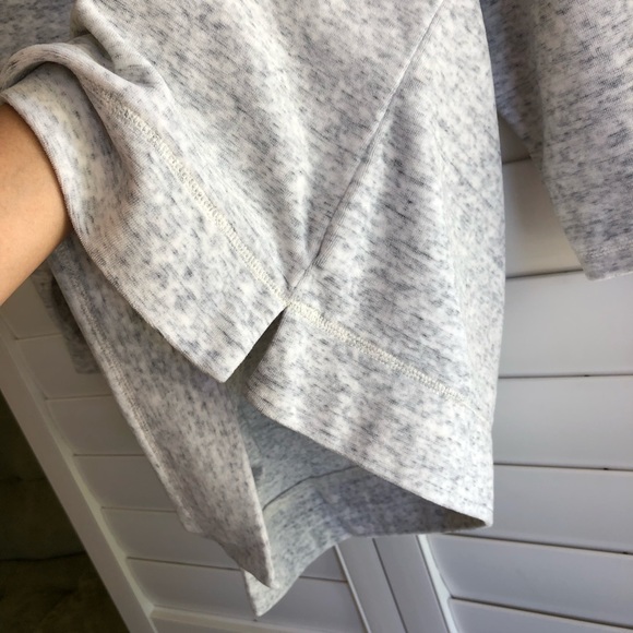 Talbots Cowl Neck Top - L - Picture 5 of 7